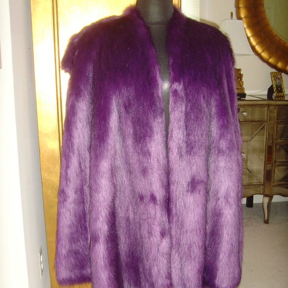 Fabulous Faux Fur Swing Style Vest Long Pile) - Picture 6 of 16